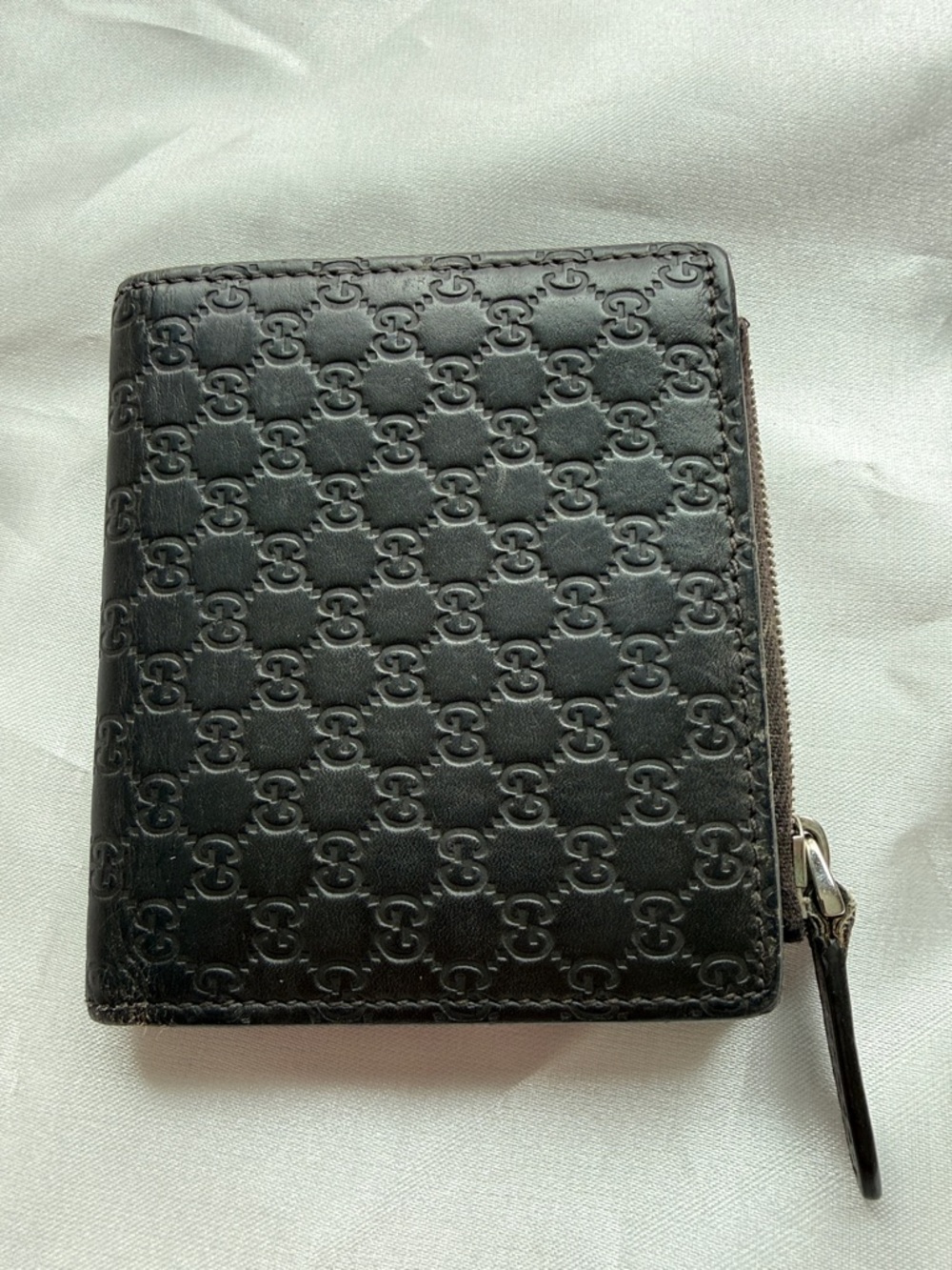 Gucci Black Embossed Leather Wallet with Zip Coin Pocket